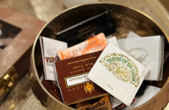 DIY Ways To Display Collections and Mementos Without Clutter | Thrifty Decor Chick