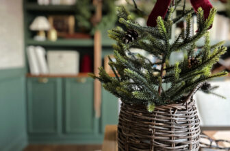 My Moody Office Decorated for Christmas {& Our Festive Foyer!} | Thrifty Decor Chick