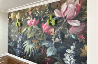 Entryway Progress – The Floral Wallpaper Mural Is Up!